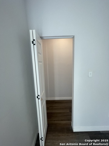 Image 10 of 11 For 452 Gulf  