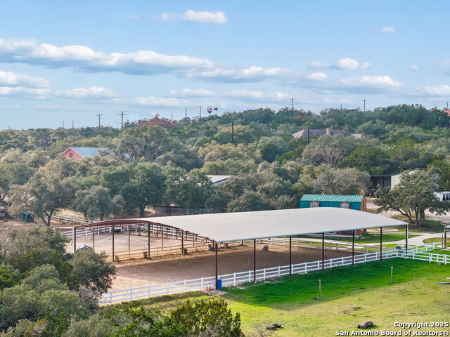 Listing photo id 0 for 430 Stoney Ridge