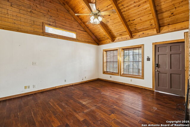 Listing photo id 26 for 430 Stoney Ridge