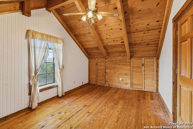 Listing photo id 38 for 430 Stoney Ridge