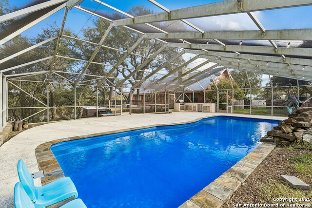 Listing photo id 44 for 430 Stoney Ridge