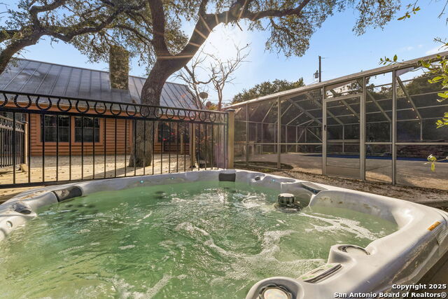 Listing photo id 45 for 430 Stoney Ridge