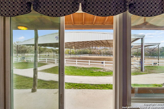 Listing photo id 50 for 430 Stoney Ridge