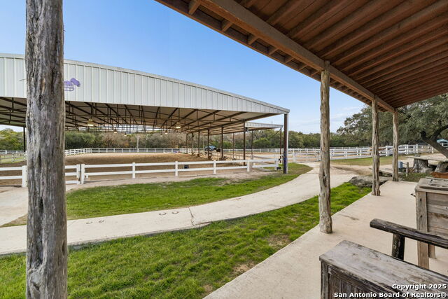 Listing photo id 56 for 430 Stoney Ridge