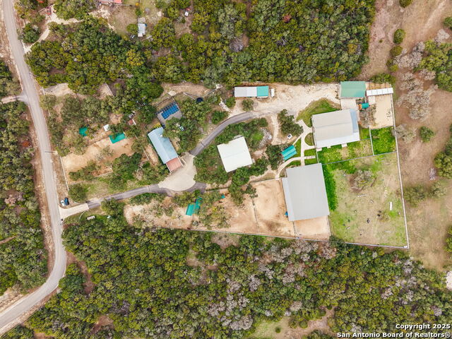 Listing photo id 88 for 430 Stoney Ridge