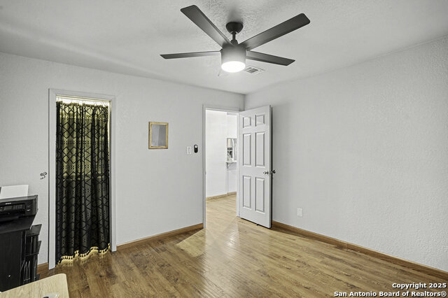 Image 22 of 29 For 14343 Judson Rd 302