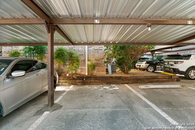 Image 14 of 14 For 7926 Broadway  608