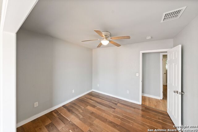 Image 18 of 50 For 2792 Woodcrest