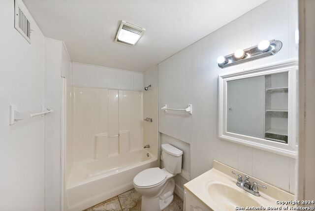 Image 31 of 50 For 2792 Woodcrest