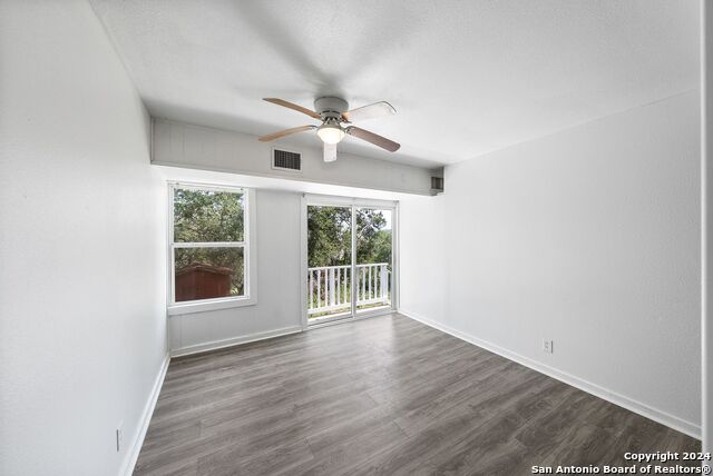 Image 35 of 50 For 2792 Woodcrest