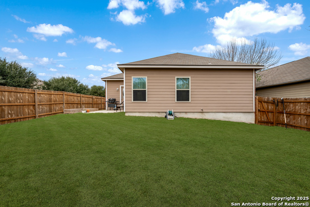 Image 26 of 29 For 3502 Penta Fields