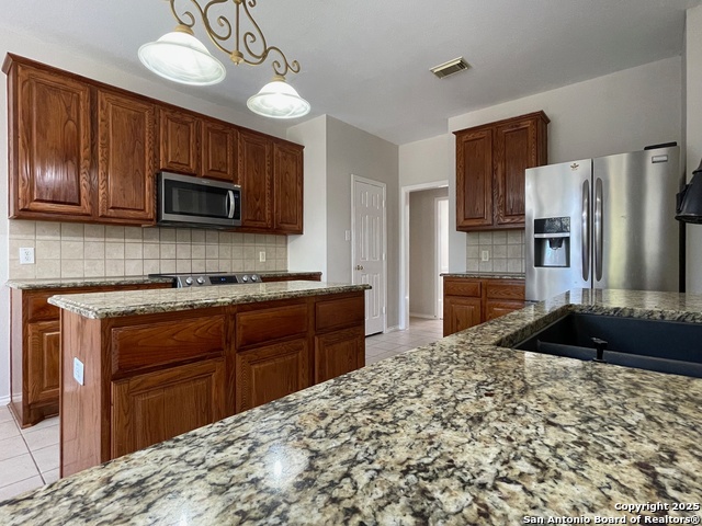 Image 10 of 46 For 1111 Glade Crossing