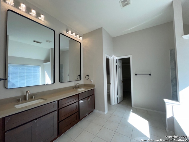 Image 4 of 46 For 1111 Glade Crossing