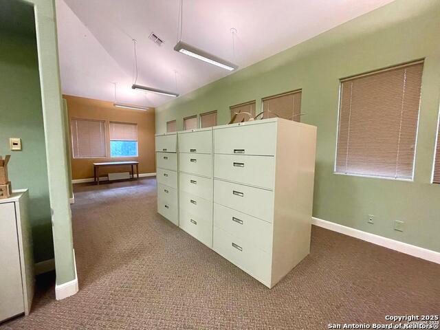 Listing photo id 5 for 4091 (condo) De Zavala  3 Suite #1