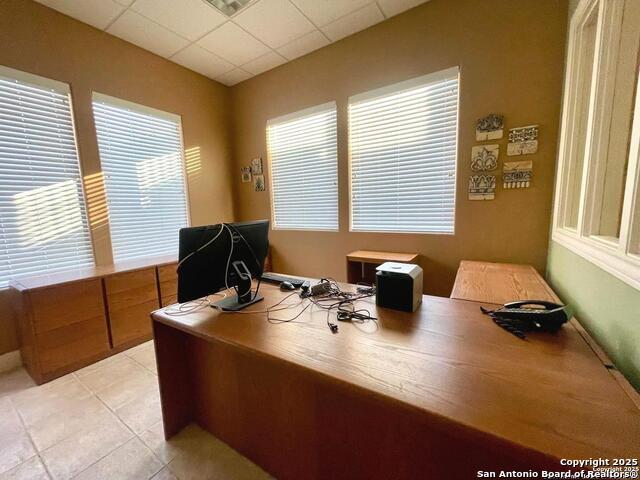 Listing photo id 7 for 4091 (condo) De Zavala  3 Suite #1