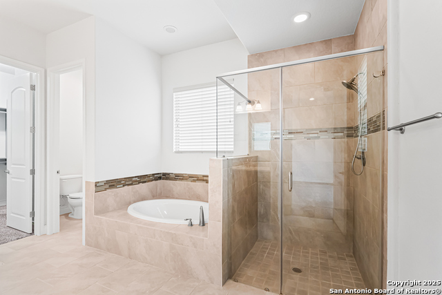 Image 15 of 41 For 427 Evans Oak