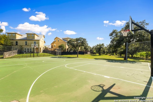 Image 40 of 41 For 427 Evans Oak