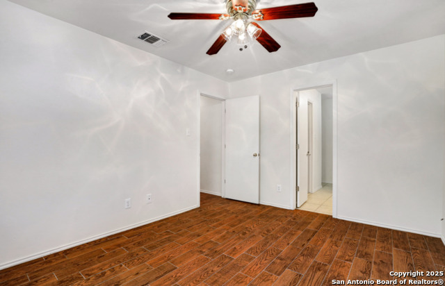 Image 14 of 24 For 10603 Shaenridge N