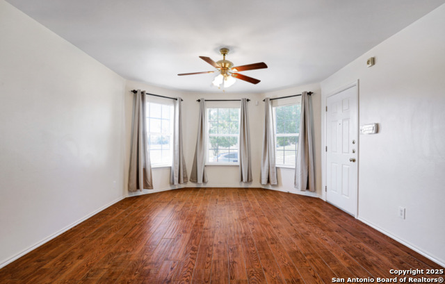 Image 3 of 24 For 10603 Shaenridge N