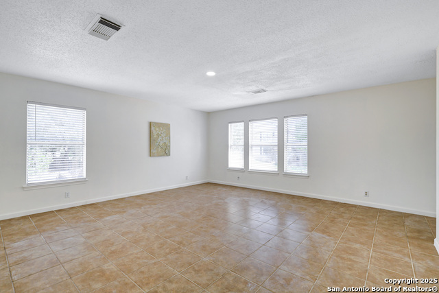 Listing photo id 20 for 10211 Windstone Creek