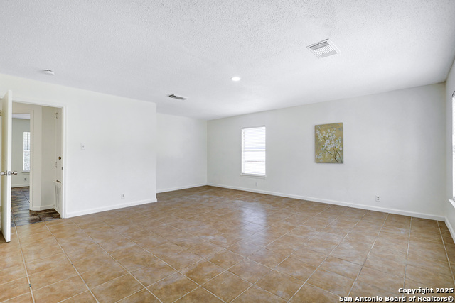 Listing photo id 21 for 10211 Windstone Creek