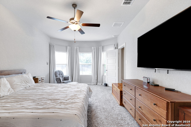 Listing photo id 11 for 6803 Emerald Valley