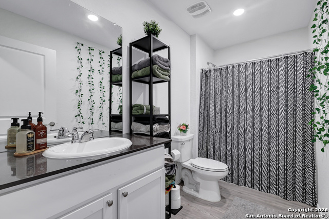 Image 15 of 19 For 4510 Martin Way