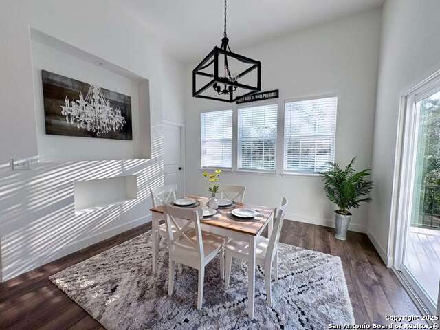 Image 11 of 25 For 1064 Overbrook Ln