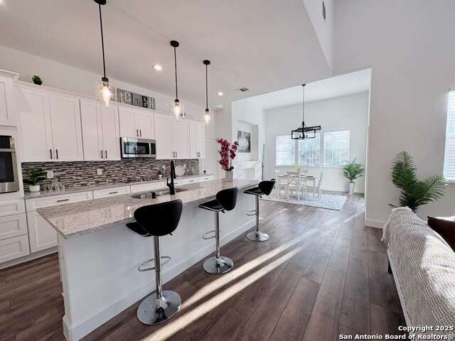 Image 12 of 25 For 1064 Overbrook Ln