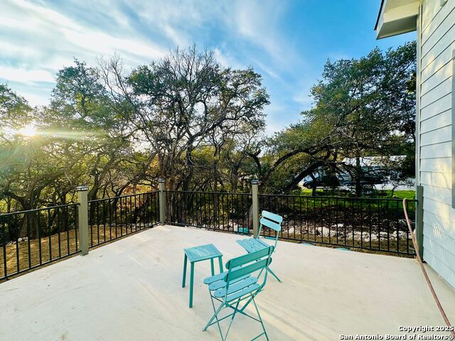 Image 23 of 25 For 1064 Overbrook Ln