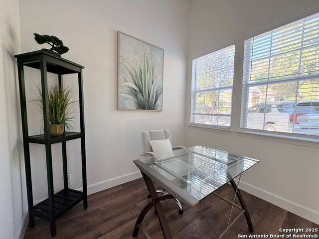 Image 4 of 25 For 1064 Overbrook Ln