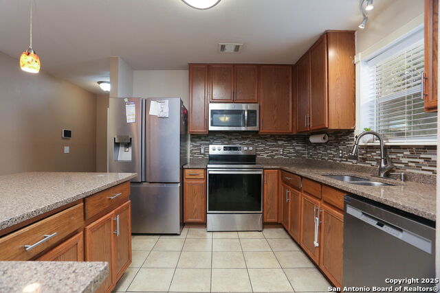 Image 5 of 29 For 5124 Knollwood