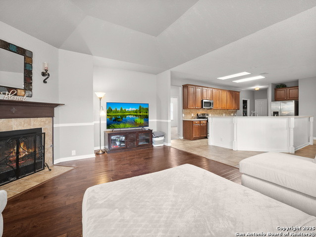 Image 17 of 40 For 1606 Lookout Frst