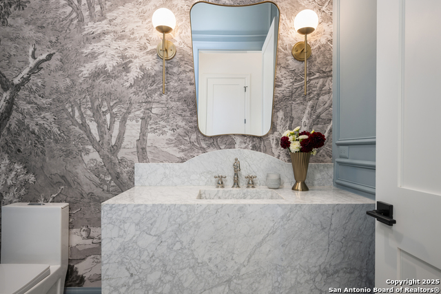 Image 32 of 66 For 7126 Bluff Strand