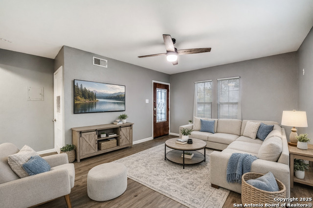 Image 3 of 20 For 403 Dickson W