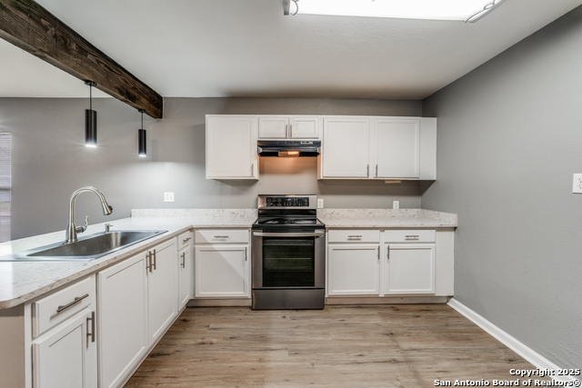 Image 8 of 20 For 403 Dickson W