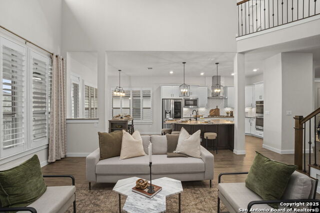 Image 17 of 53 For 3827 Glenellen