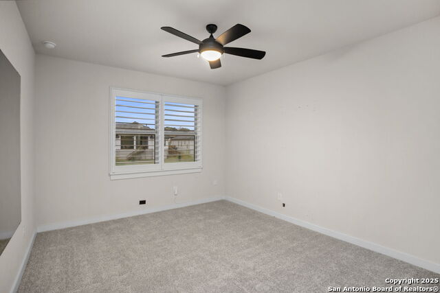 Image 43 of 53 For 3827 Glenellen