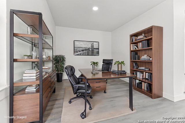 Image 20 of 40 For 519 Jackson Keller