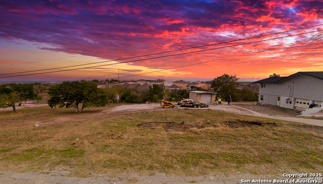 Details for 6707 Queens Crown, Live Oak, TX 78233