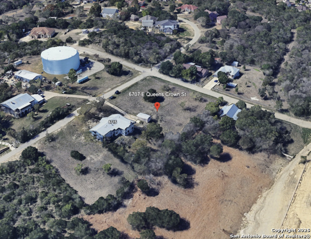 Image 5 of 8 For 6707 Queens Crown