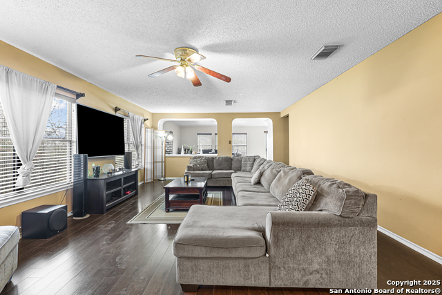 Image 6 of 23 For 7234 Raintree Forest