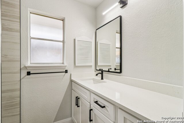 Image 28 of 37 For 5630 Lon Chaney