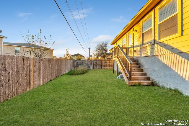 Image 18 of 19 For 11510 Fort Smith