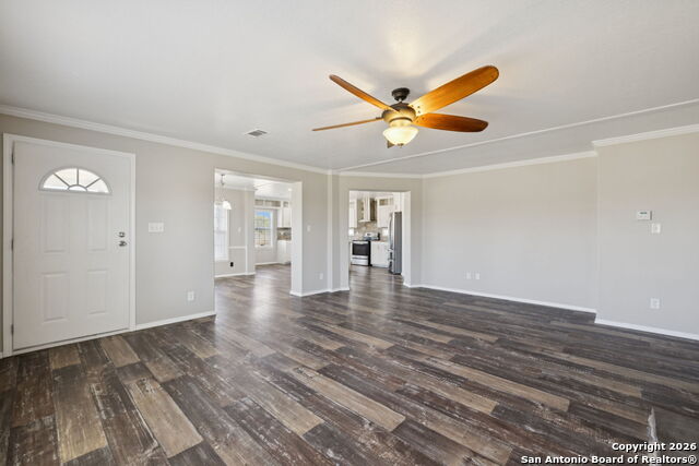 Image 5 of 9 For 12652 Bernhardt