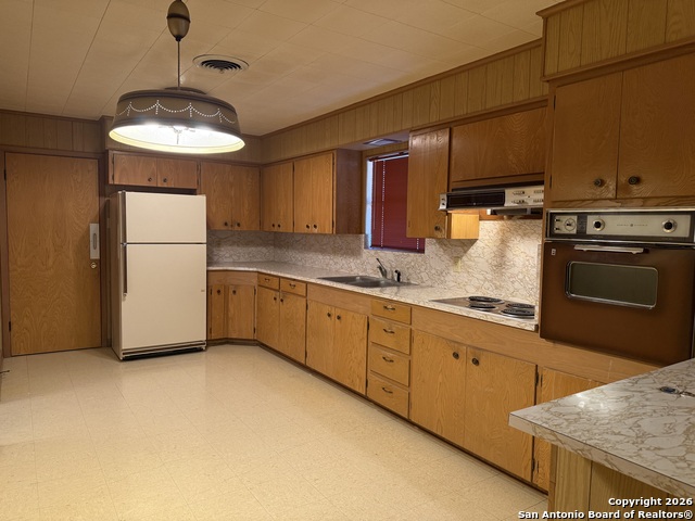 Image 4 of 8 For 1924 Garner Field