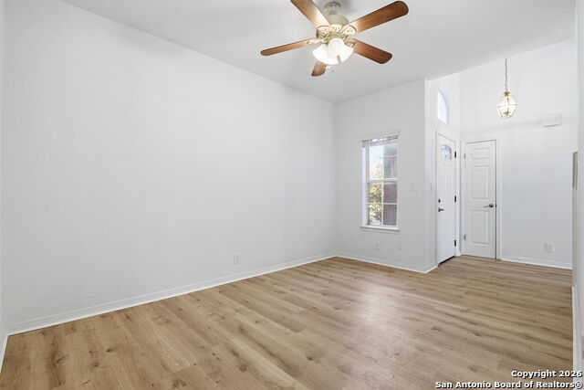 Image 3 of 25 For 12406 Ashley