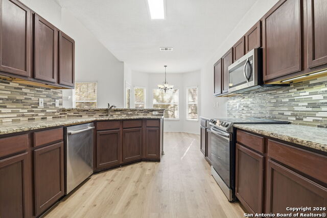 Image 7 of 25 For 12406 Ashley