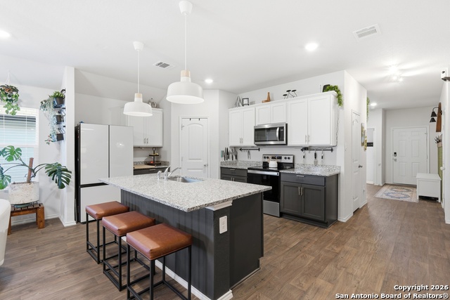 Image 12 of 44 For 404 Signe  