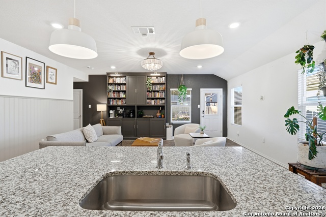 Image 16 of 44 For 404 Signe  